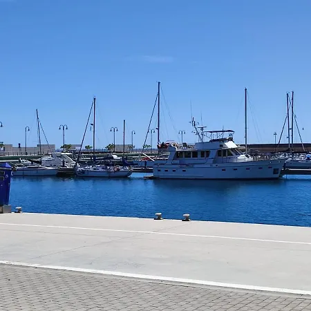 Tranquila Casa Frente Al Mar Adra